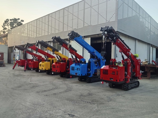 鋰電蜘蛛吊車得工作原理、優勢以及應用場景